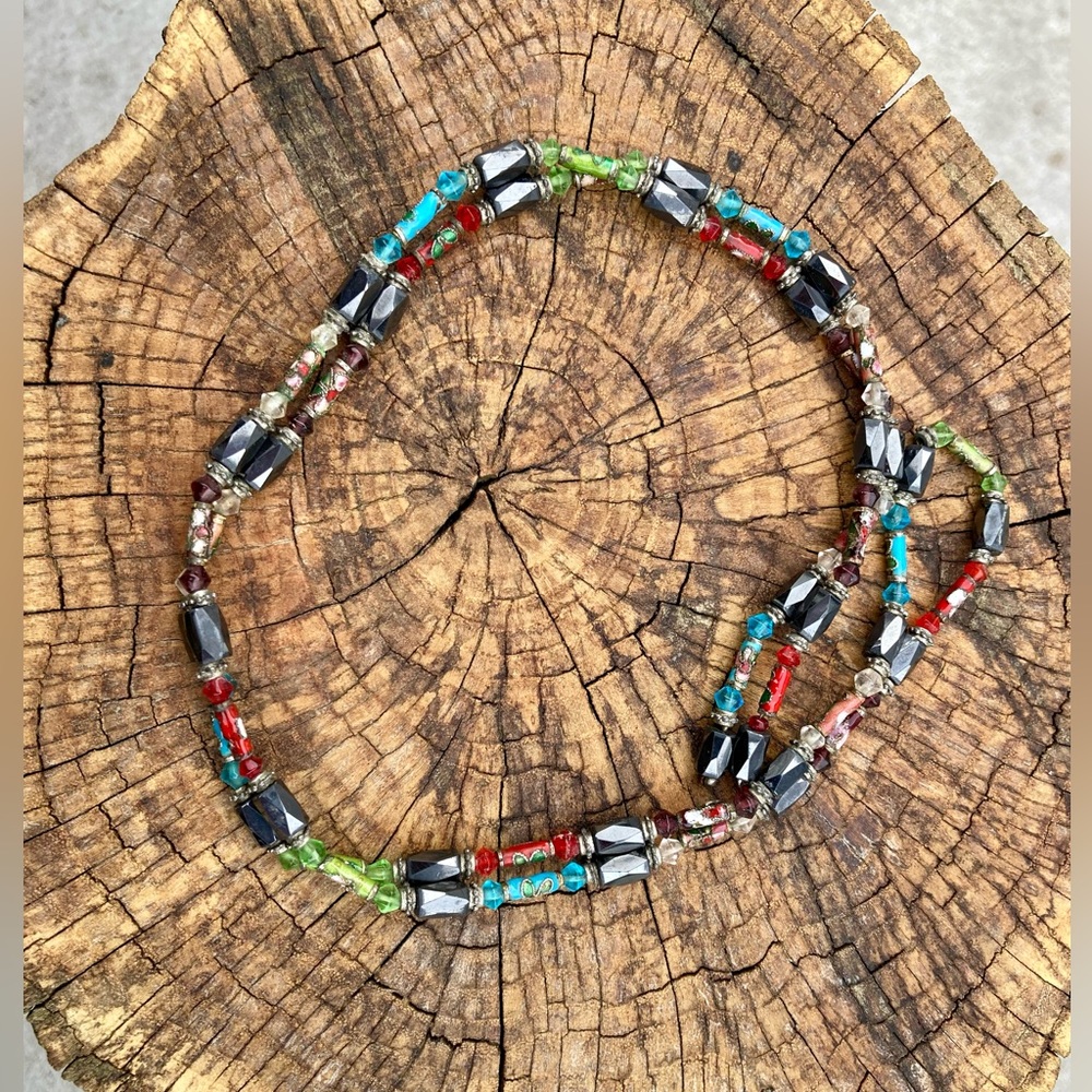 🌷Magnetic boho beaded 33” strand